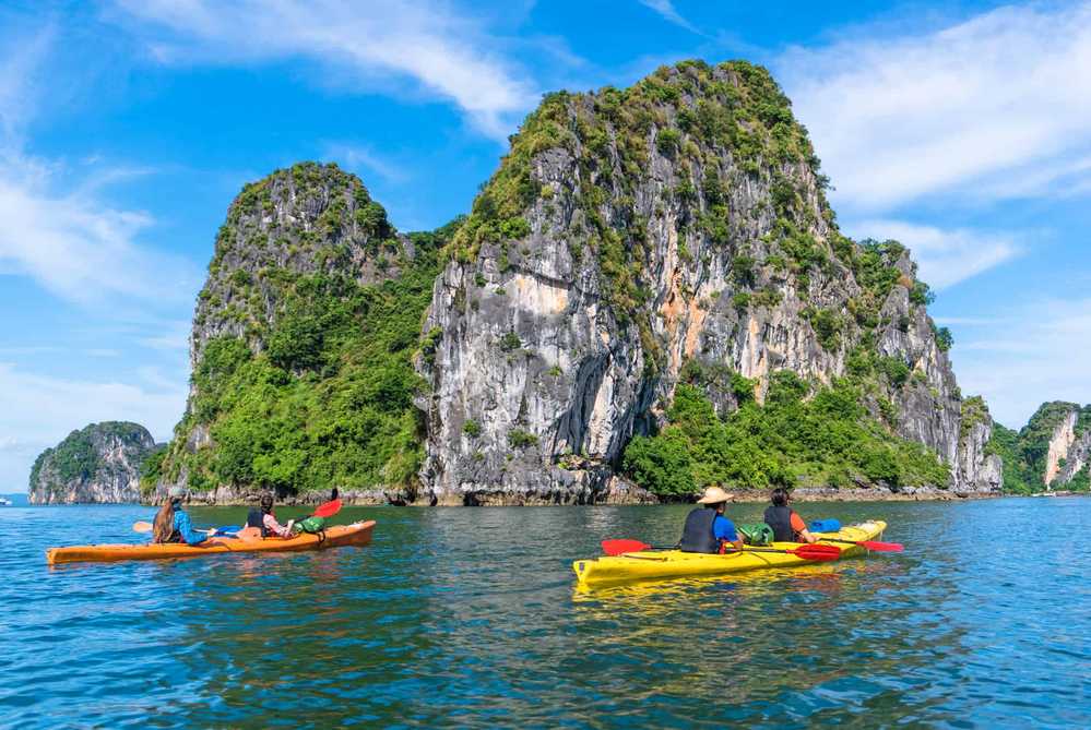 Ha Long Bay Cruise - Image 1