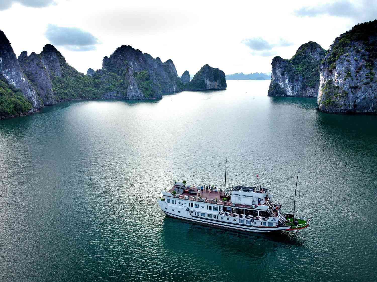 Ha Long Bay Cruise